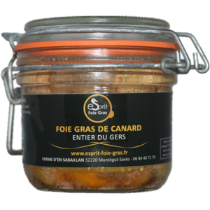 foie gras de canard entier du Sud Ouest IGP du Gers. Parfaitement assaisonné. Issu d'un élevage traditionnel en plein air et engraissé avec du maïs grain