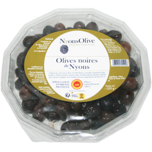 grosses olives noires de Nyons AOP Bio. Tanche, chair douce et fruitée, goût d'olive mûre, couleur "bure de moine", peau fripée, fine